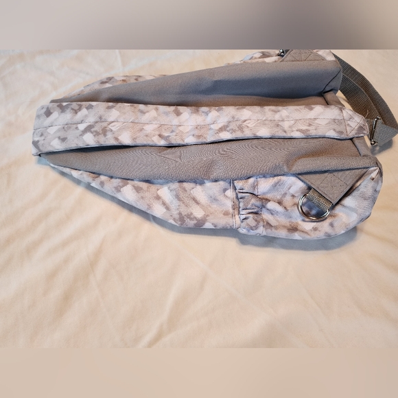 Gray and White Thirty One Sling Bag - Picture 8 of 9